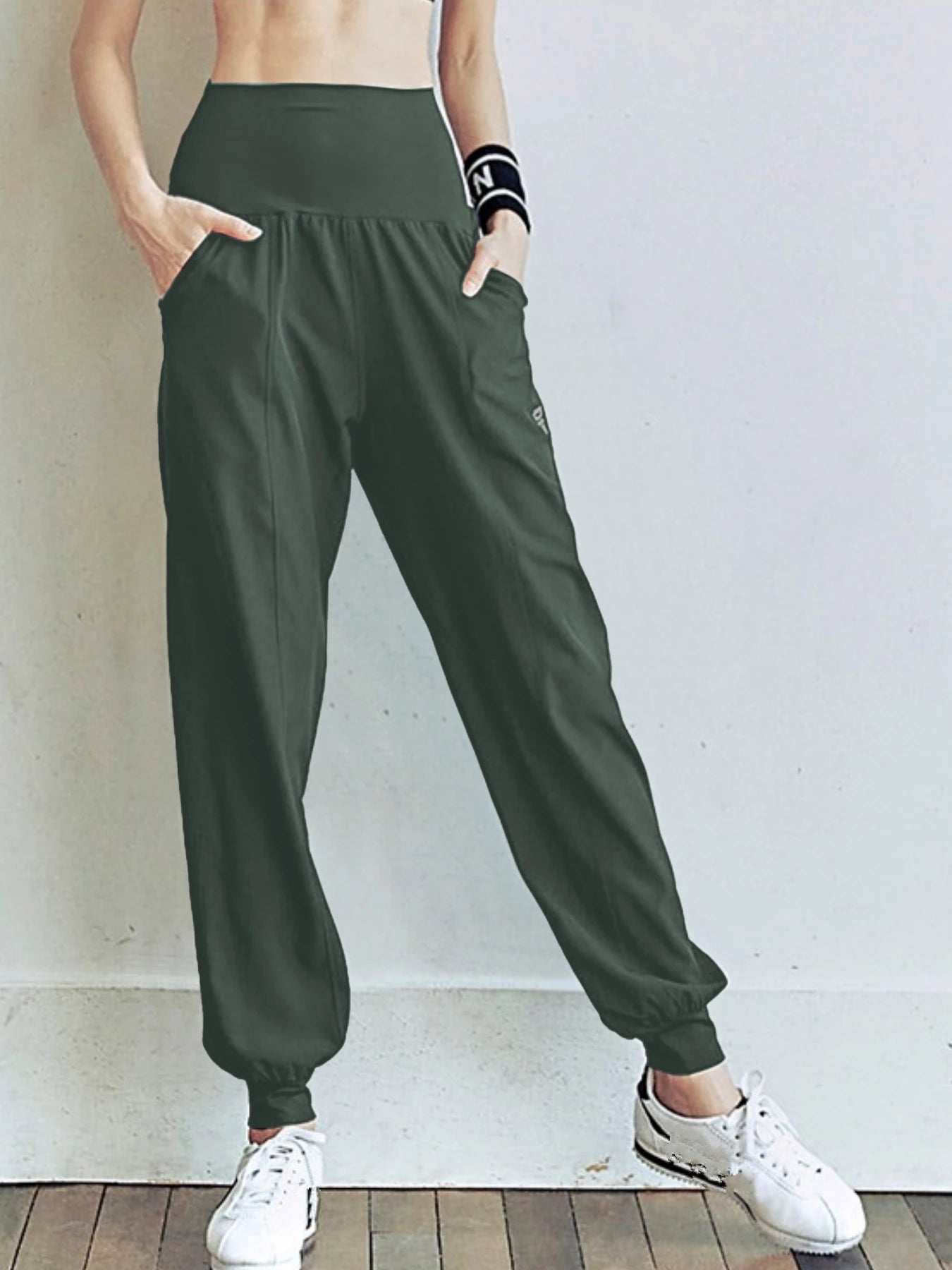 High-Waist Women's Quick-Drying Yoga Jogger Pants - All-Season Comfort with Slant Pockets, Long-Length & Stylish Sports Look for