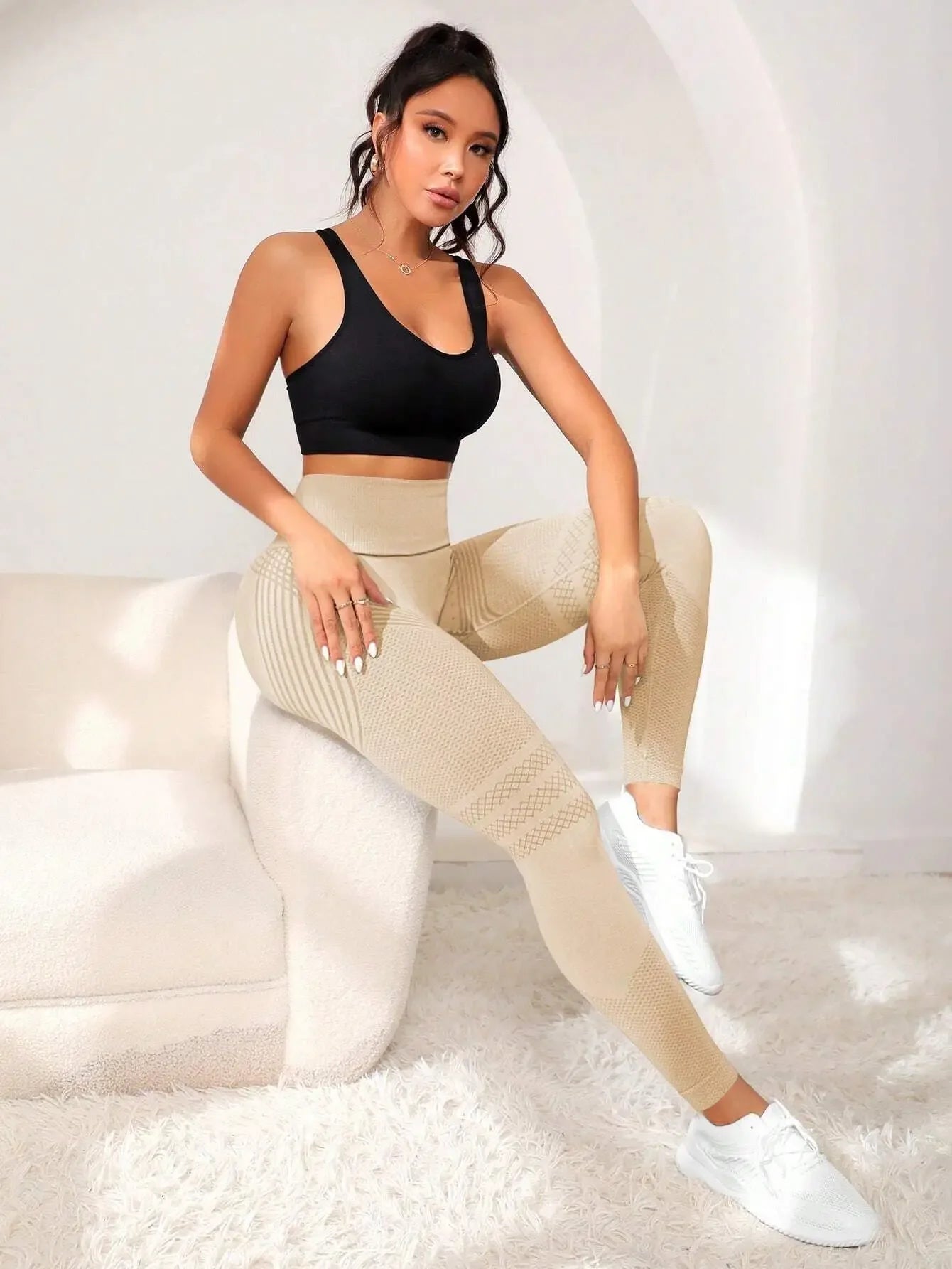 Seamless Knit Leggings for Women Elastic High Waist Tights Gym Trainning Hip Lift Quick Drying and Breathable Fitness Yoga Pants
