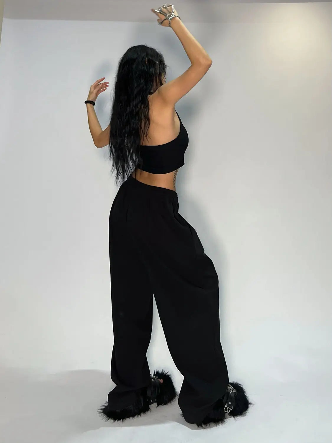 Casual and Comfy Grey Sweatpants for Women with Starchy Waist Loose Fit and Parachute Pants