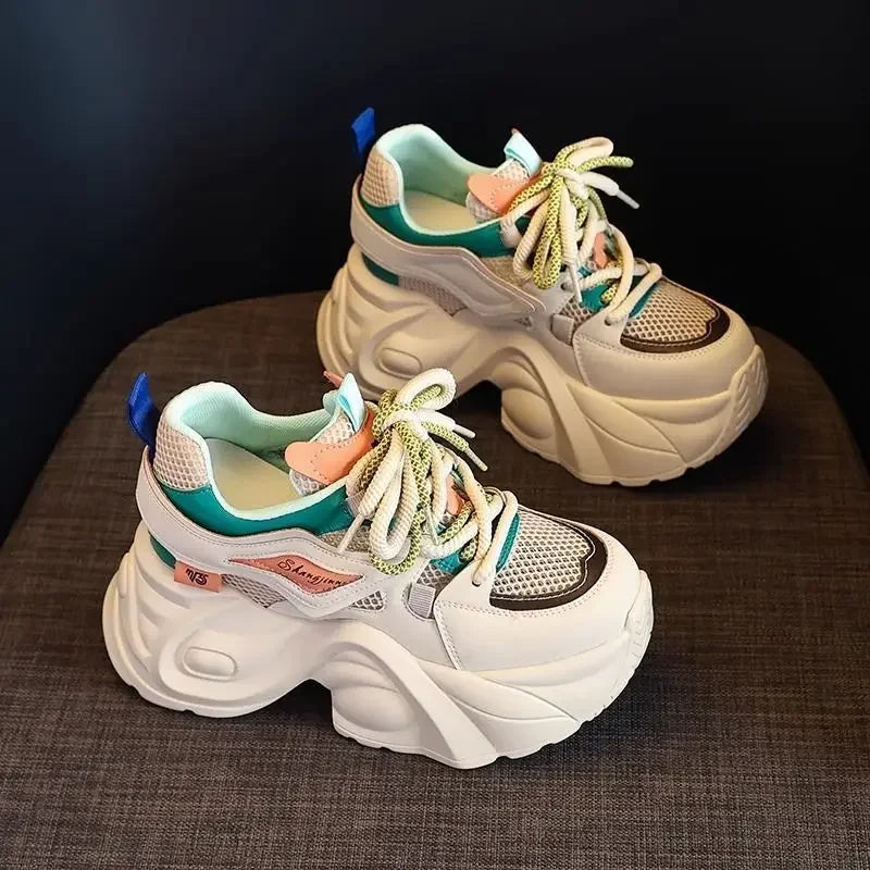 Trends 2025 Stylish Lace Up Athletic Shoes for Women Walking New In Deals Fashion Designer Luxury Light Woman Footwear On Sale
