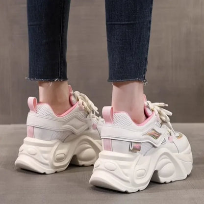 Trends 2025 Stylish Lace Up Athletic Shoes for Women Walking New In Deals Fashion Designer Luxury Light Woman Footwear On Sale