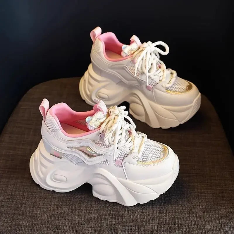 Trends 2025 Stylish Lace Up Athletic Shoes for Women Walking New In Deals Fashion Designer Luxury Light Woman Footwear On Sale